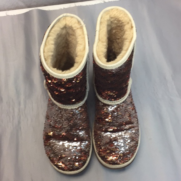 Ugg Gold Sequin Boots Sz. 6 s/n 3353 - Picture 5 of 10